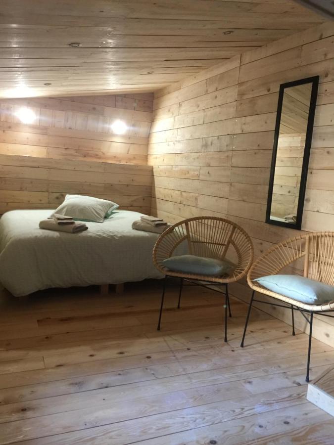 Chambres D'Hotes La Voute Volonne Esterno foto